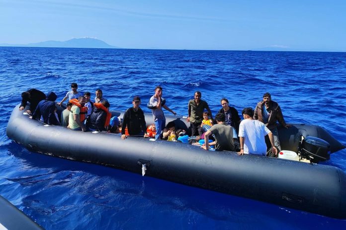 Turkish Coast Guard rescues 94 migrants pushed back by Greece