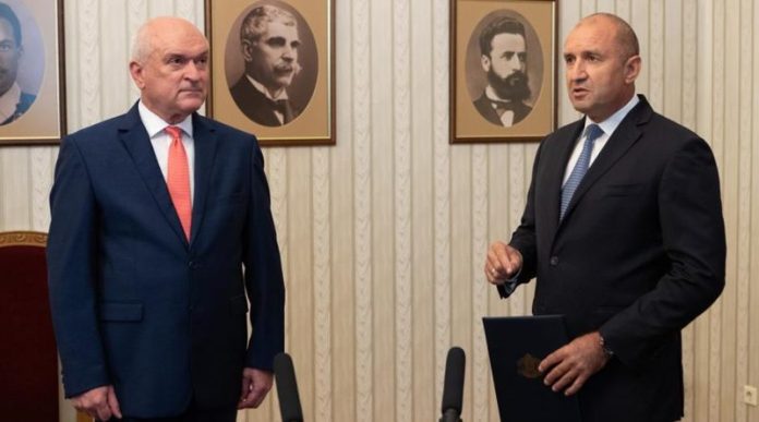 Bulgarian President introduces new caretaker cabinet