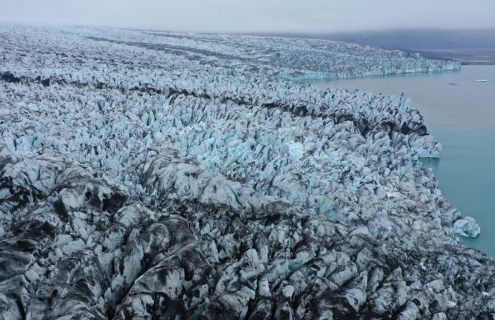 Tourist dies, two missing after Iceland ice cave collapse