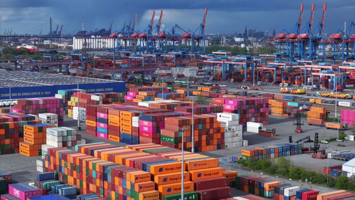 Eurozone GDP grew by 0.4% in Q1