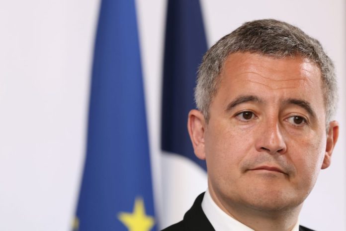 French minister calls for abandoning cash to combat drug trafficking