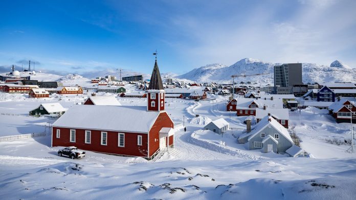 US intelligence agencies to ramp up spying on Greenland