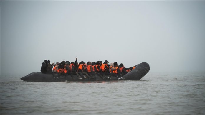 One person dead after small boat sinks in Channel