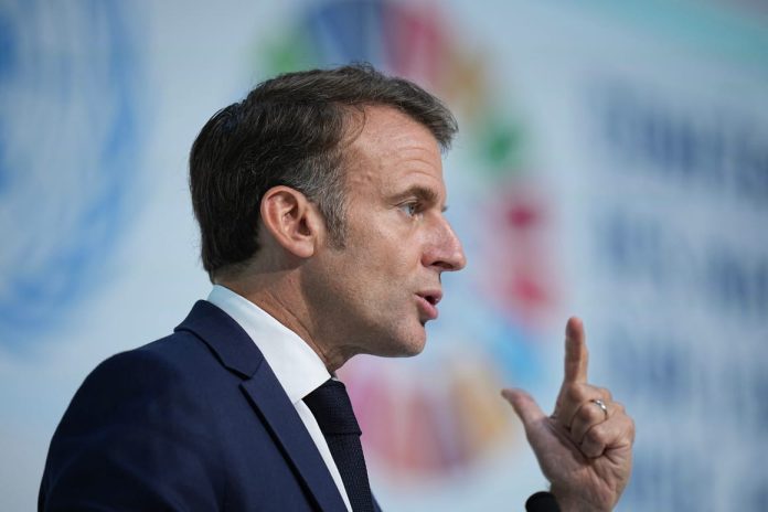 Macron vows to ban social media for children under 15
