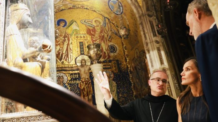 King Felipe VI visits Montserrat to celebrate its millennium anniversary