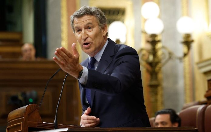 Spanish PM Sánchez accused of living off 