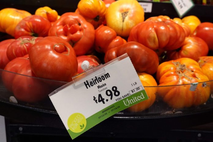 US imposes 17% tariff on Mexican tomatoes