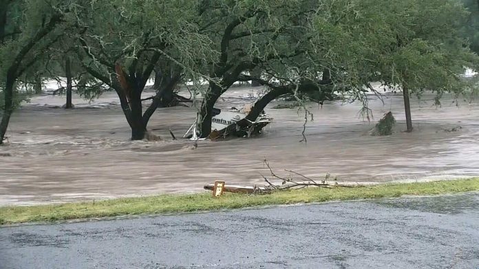 Floods in Texas Killed at least 80