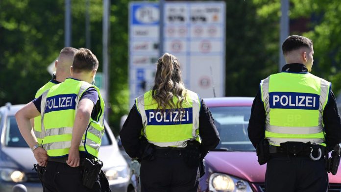 Border controls cost Germany more than €80 million
