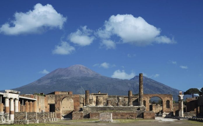 Archaeologists find evidence of post-eruption life in Pompeii