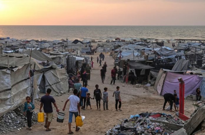 Netanyahu calls on Palestinians to leave Gaza